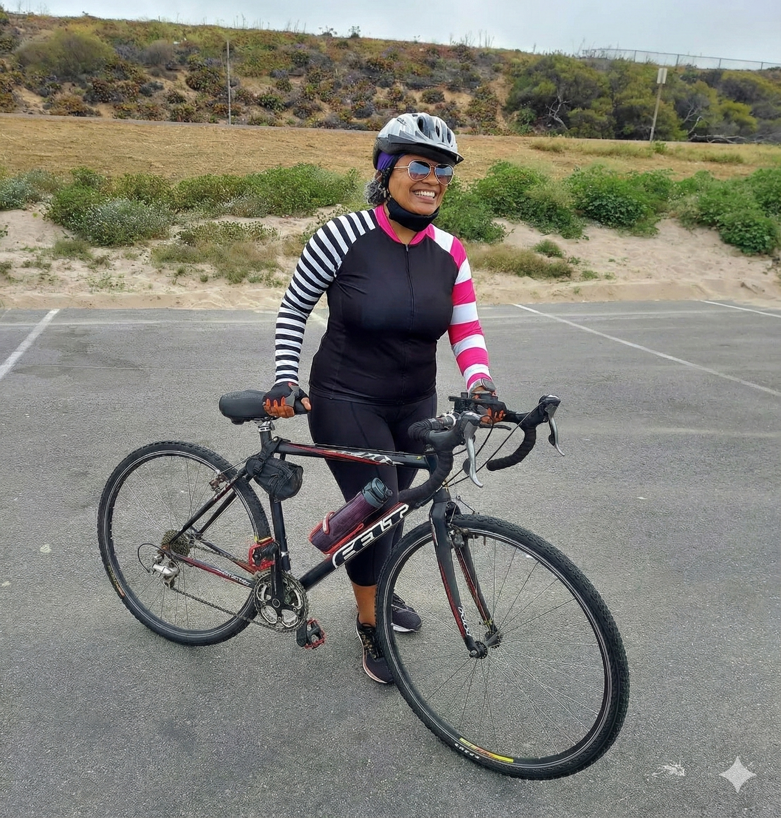 Women's Pink Lines Long Sleeve Cycling Jersey